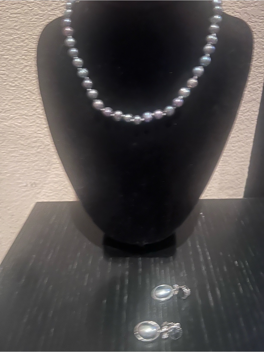 Pearl necklace set